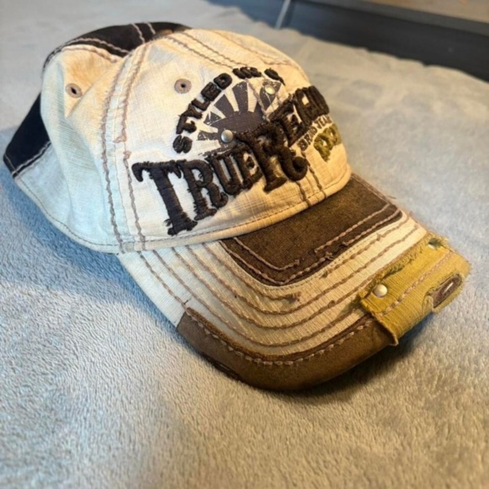 Y2K Rare  Vintage The Buddah Raising Sun‎ XXX True Religion Hat